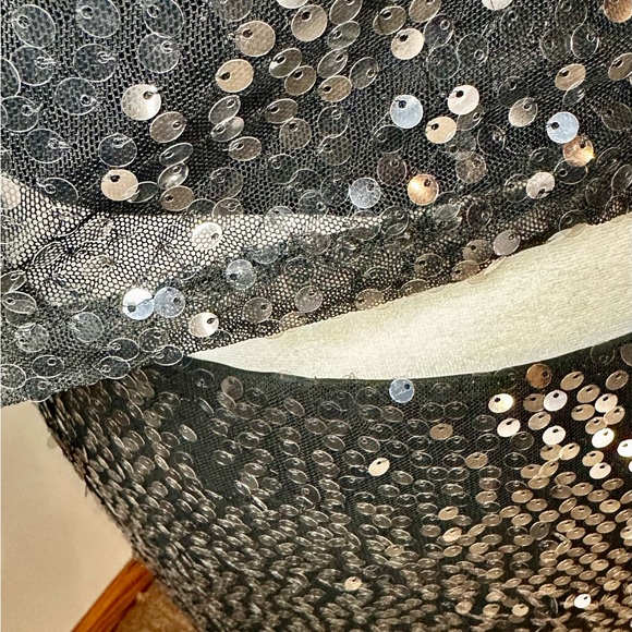 NWT black sequin tank top from American Eagle outfitters - Picture 6 of 8